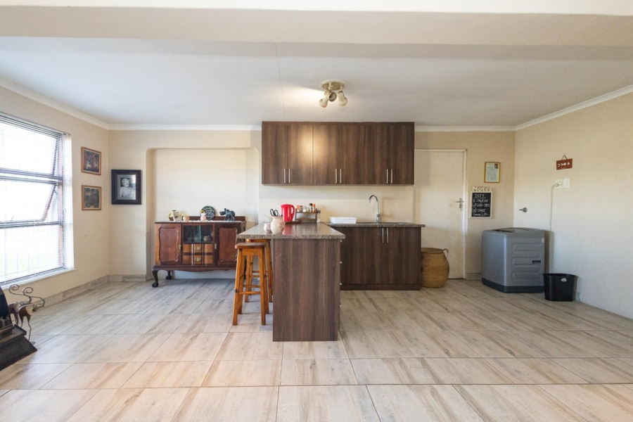 3 Bedroom Property for Sale in Zoo Park Western Cape